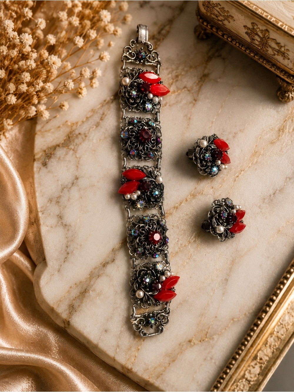 1950/1960 Selro Selini Demi-Parure set.